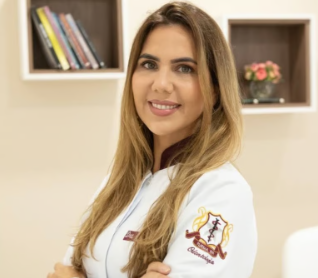 Dra. Erica Knupp, cirurgiã-dentista da OMED
